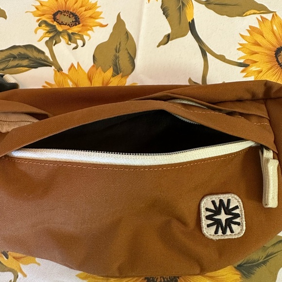 WALKER GOODS LOUIE SLING RUST - SOLD OUT - Picture 3 of 7